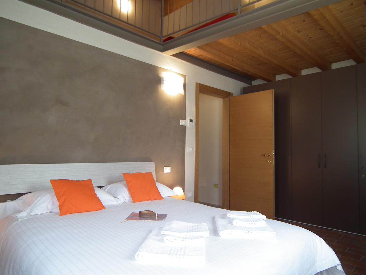 L'Isolo B&B E Case Vacanza Monzambano Ngoại thất bức ảnh