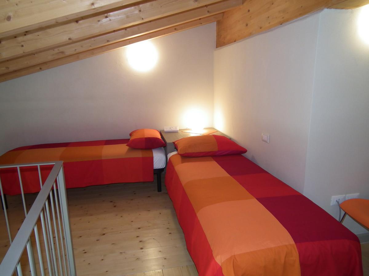 L'Isolo B&B E Case Vacanza Monzambano Ngoại thất bức ảnh