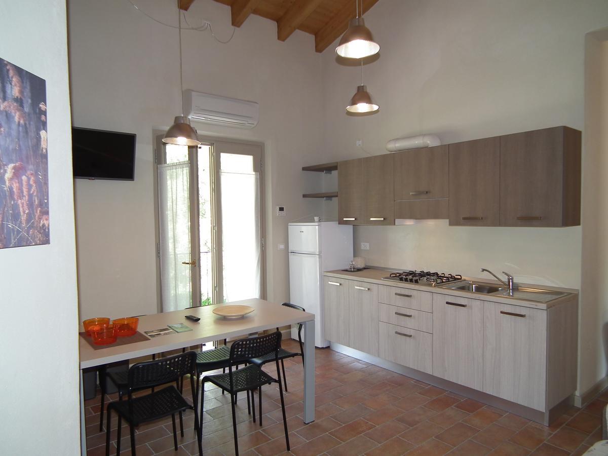 L'Isolo B&B E Case Vacanza Monzambano Ngoại thất bức ảnh