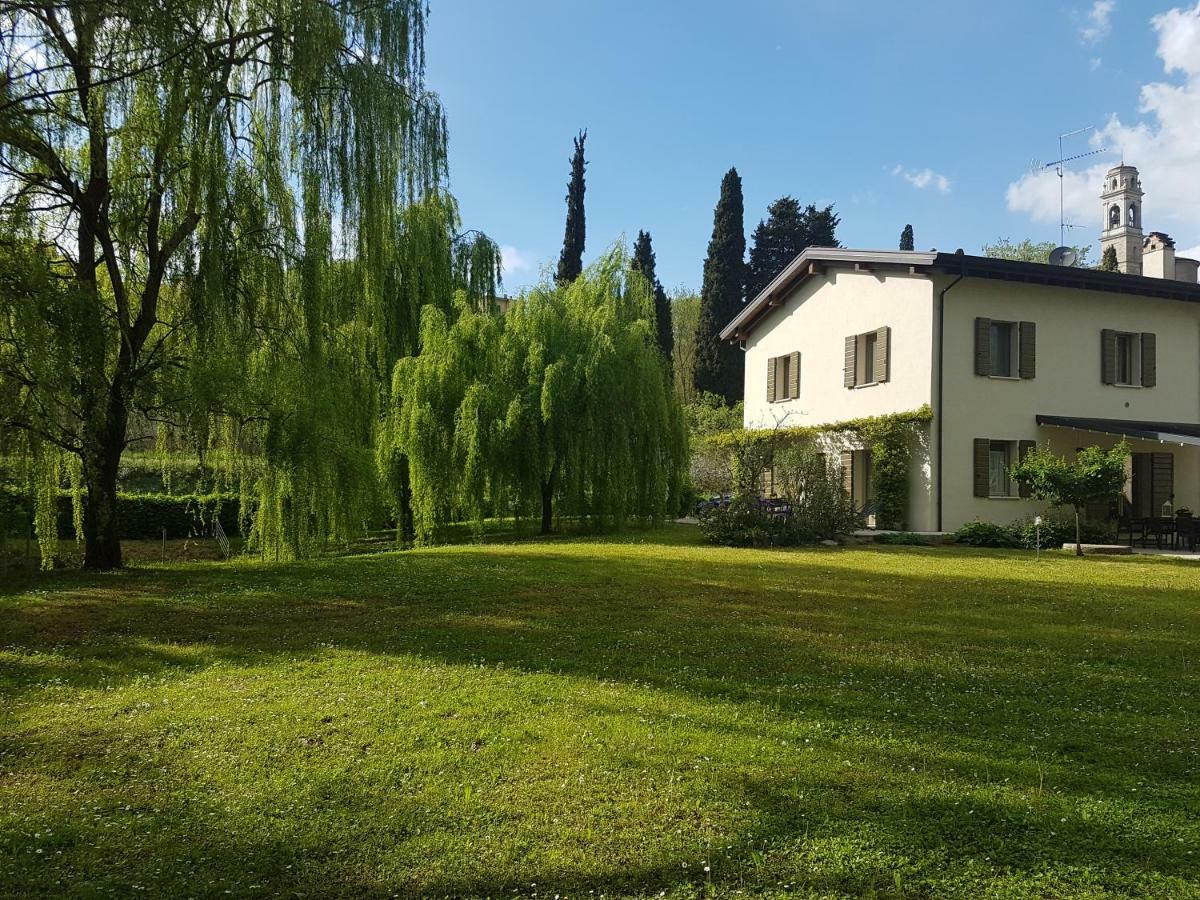 L'Isolo B&B E Case Vacanza Monzambano Ngoại thất bức ảnh