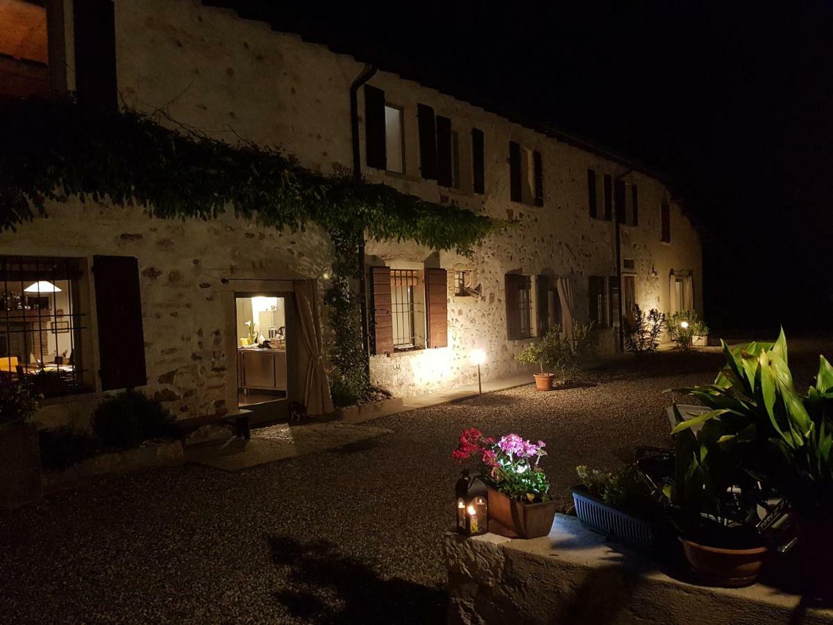 L'Isolo B&B E Case Vacanza Monzambano Ngoại thất bức ảnh