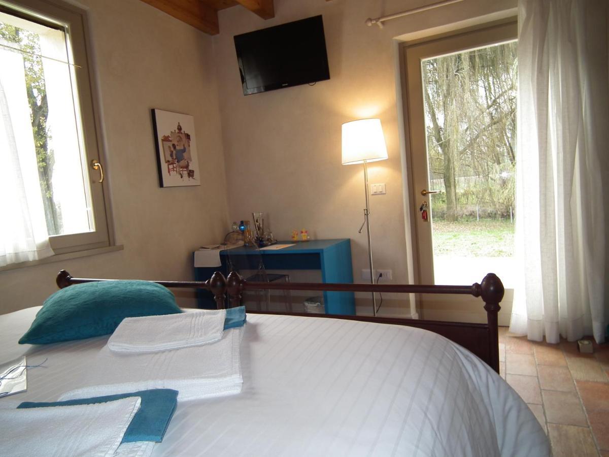 L'Isolo B&B E Case Vacanza Monzambano Ngoại thất bức ảnh